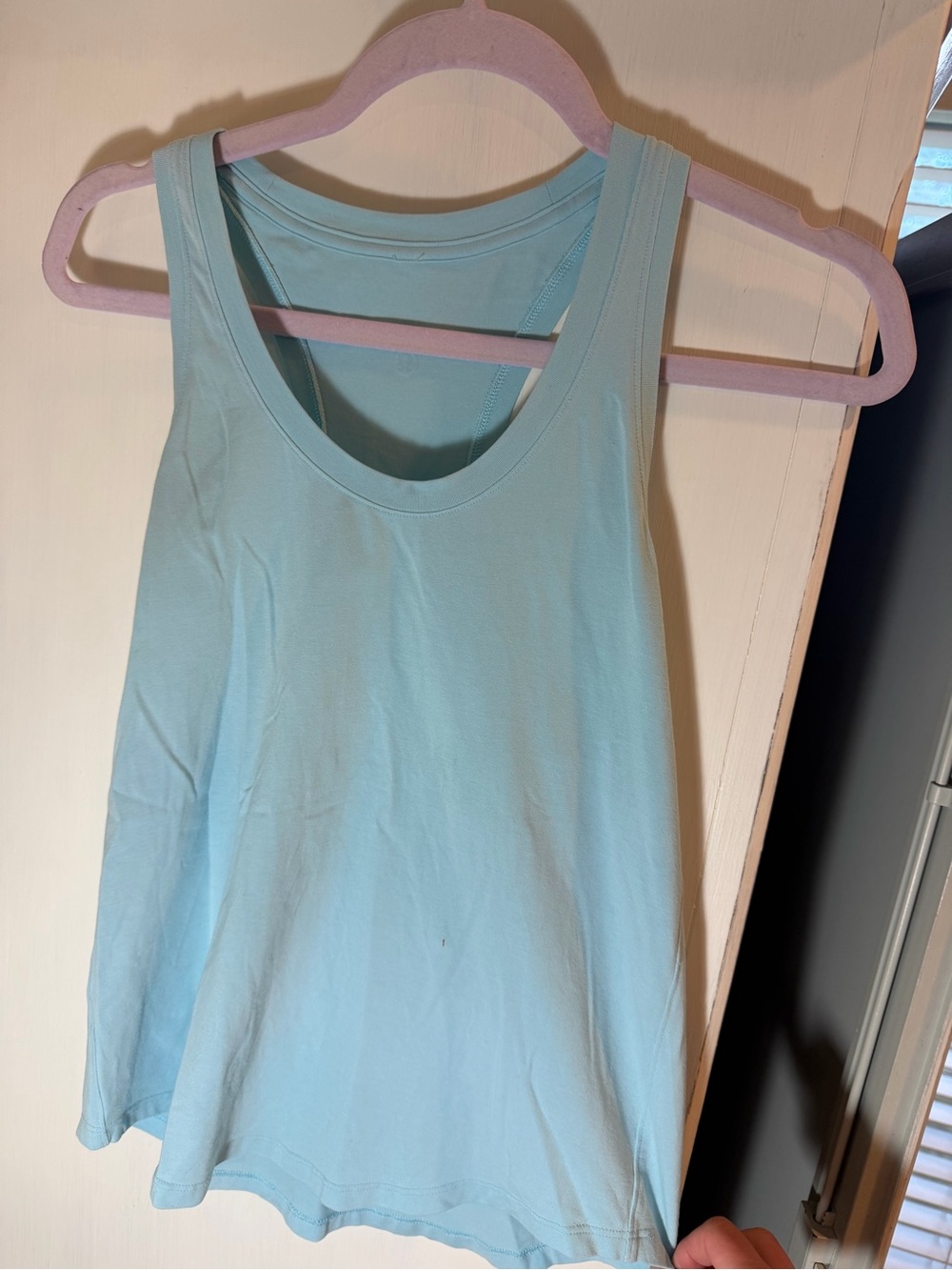 Lululemon light blue tank - size 4!